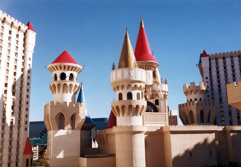 003 Vue chambre Excalibur de jour.jpg